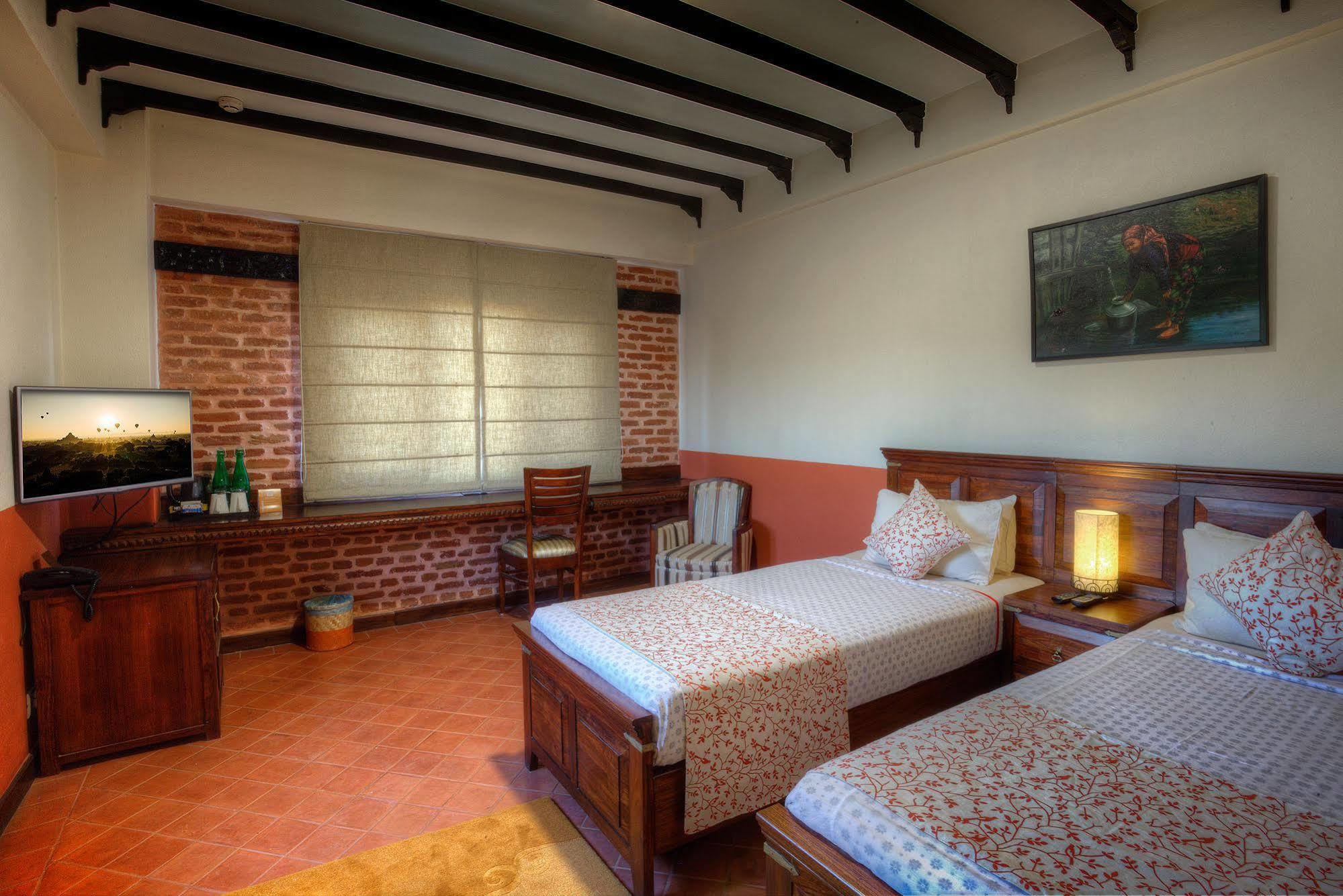 Traditional Comfort Boutique Hotel Katmandu Eksteriør billede