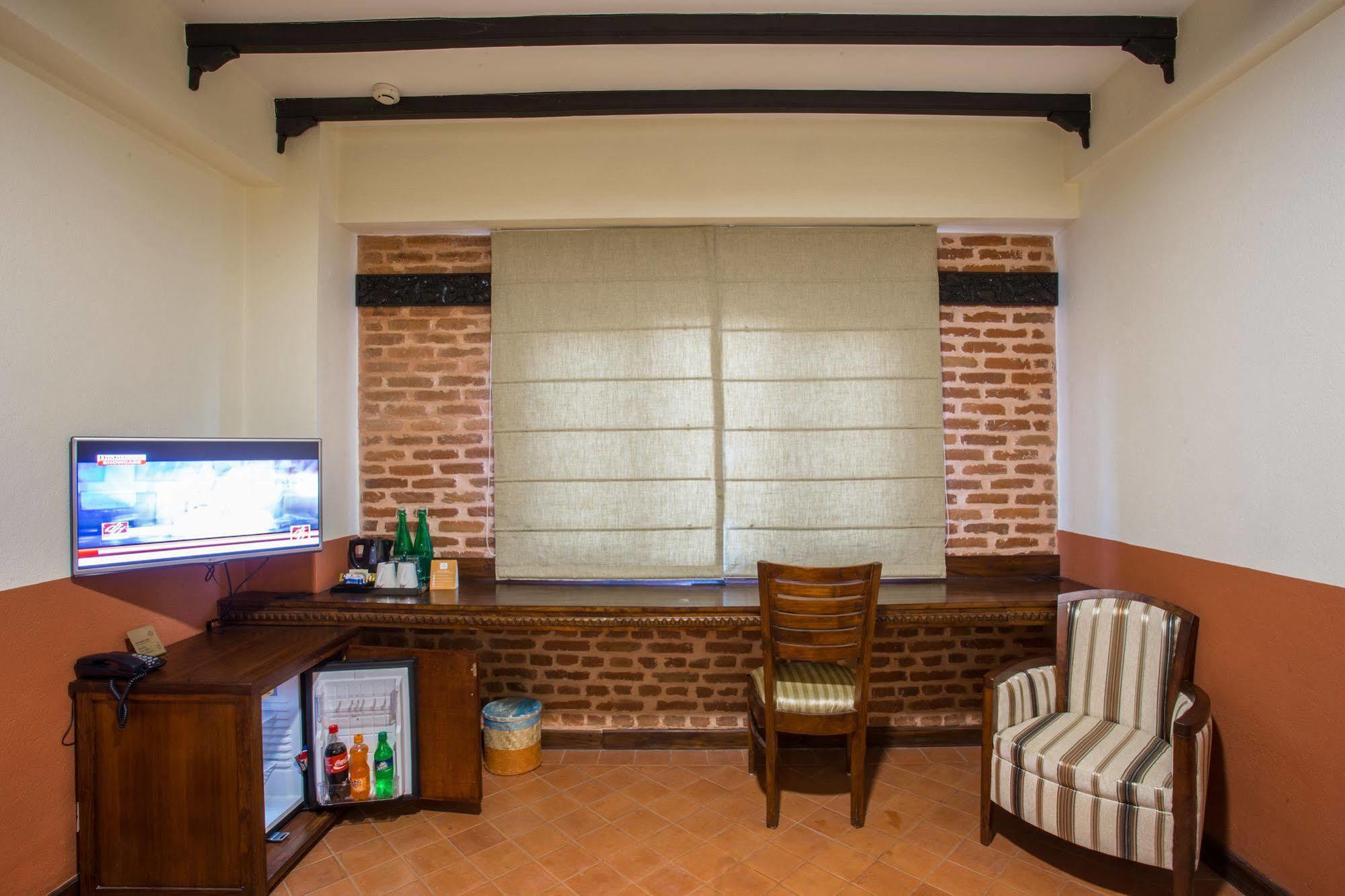 Traditional Comfort Boutique Hotel Katmandu Eksteriør billede
