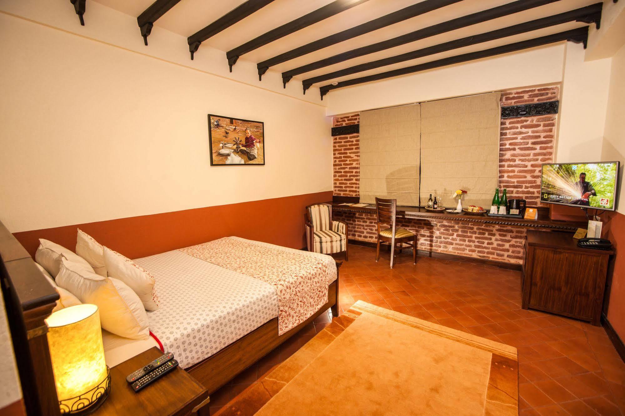 Traditional Comfort Boutique Hotel Katmandu Eksteriør billede