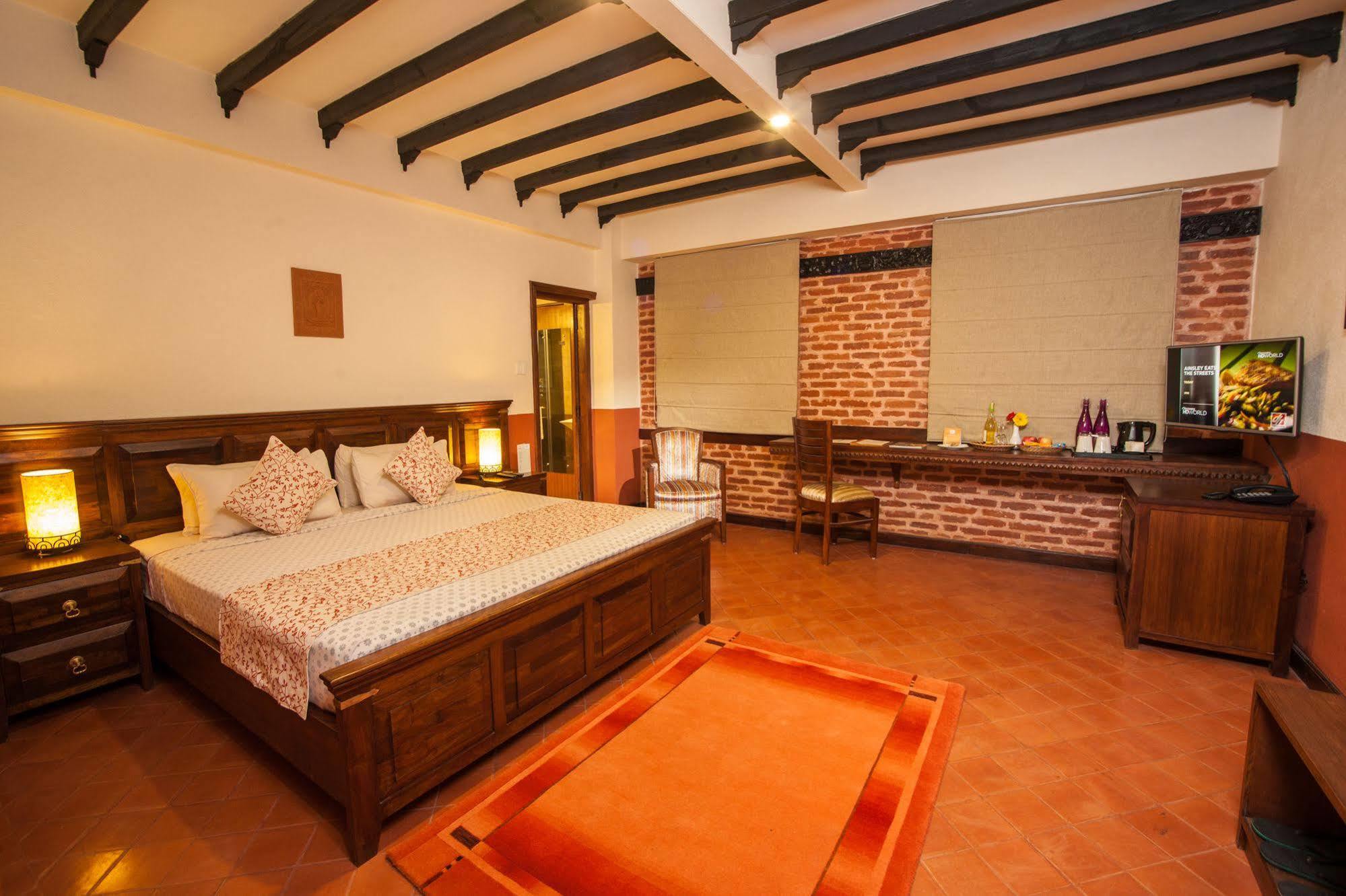 Traditional Comfort Boutique Hotel Katmandu Eksteriør billede